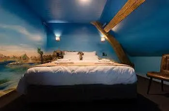 River Hotel 3*