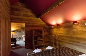 River Hotel 3*